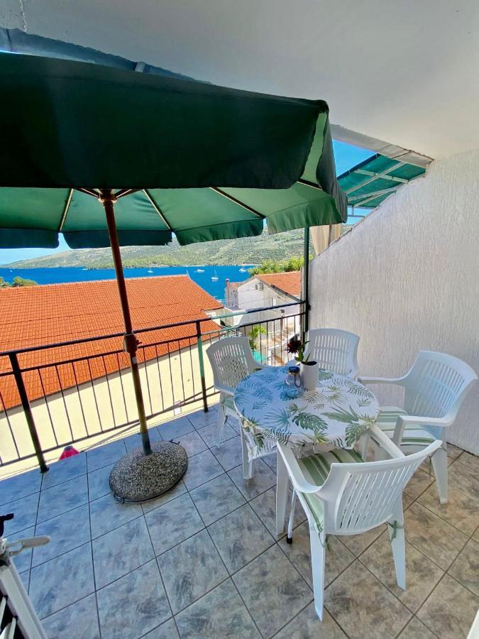 Apartmani Ines Marina Exteriér fotografie