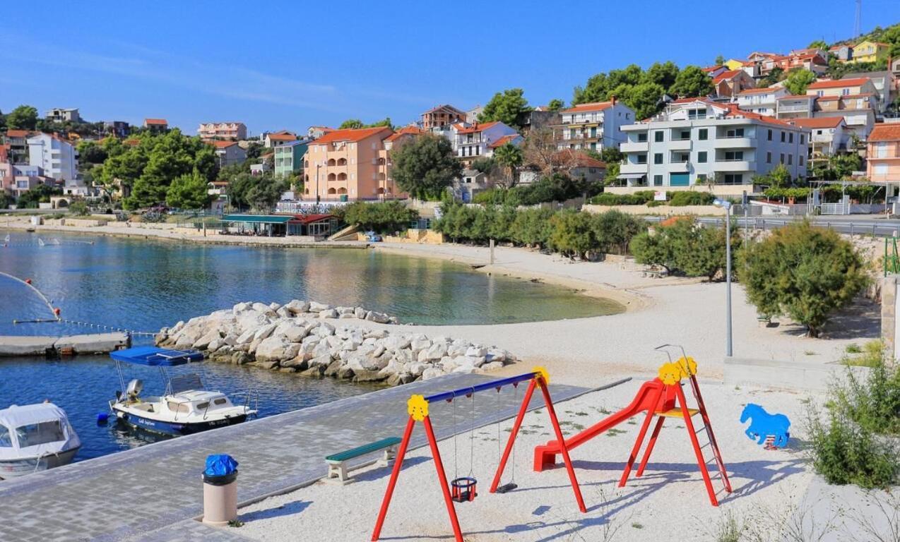 Apartmani Ines Marina Exteriér fotografie
