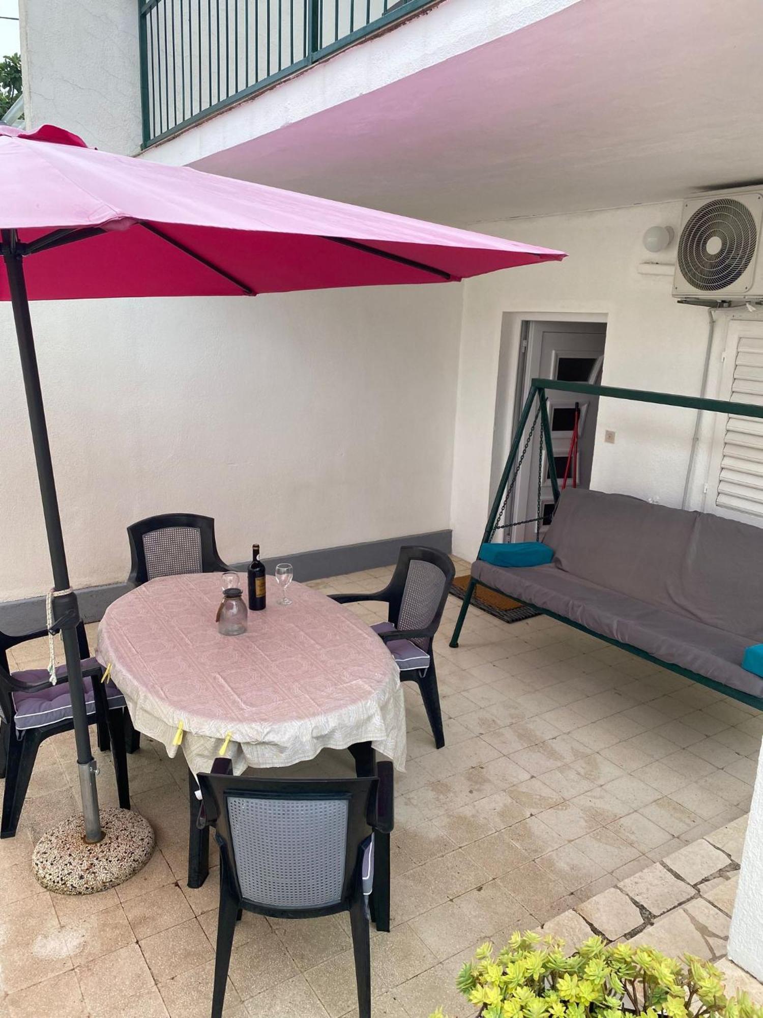 Apartmani Ines Marina Exteriér fotografie
