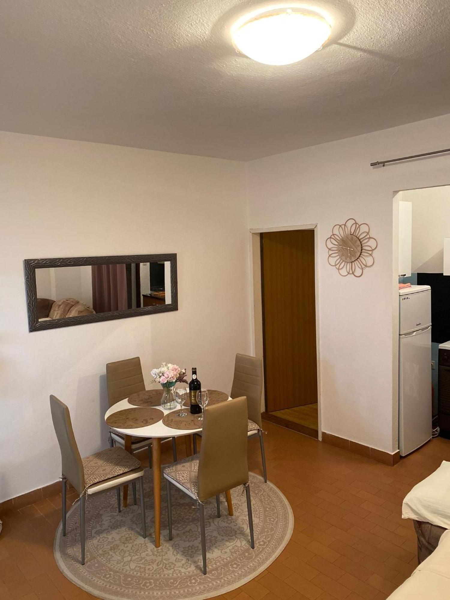 Apartmani Ines Marina Exteriér fotografie