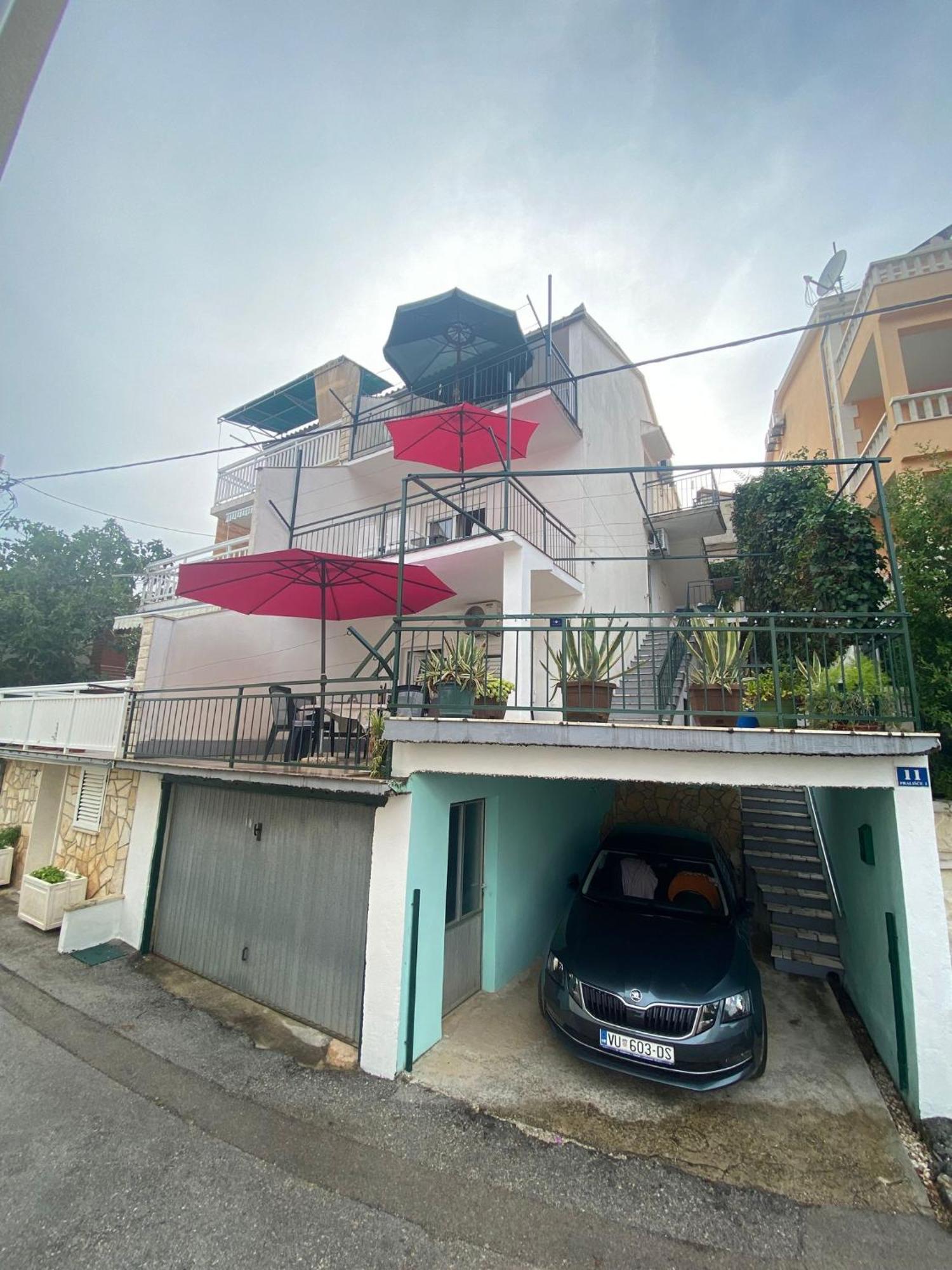 Apartmani Ines Marina Exteriér fotografie